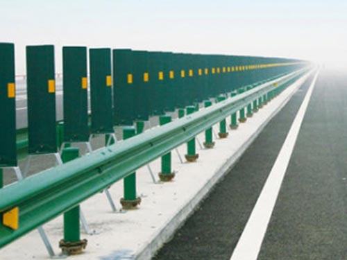 公路護欄